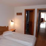 Panorama 4*